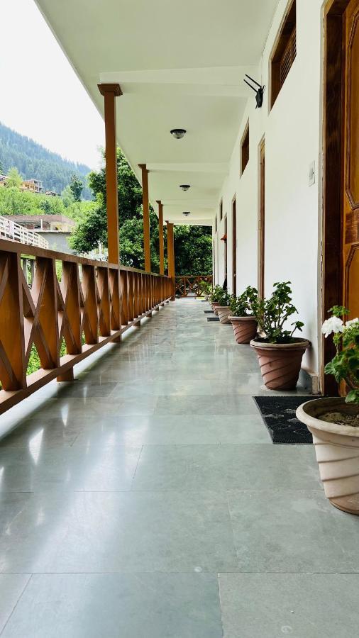 Hotel Hollywood - Top Rated & Most Awarded Property In Manali Exterior foto